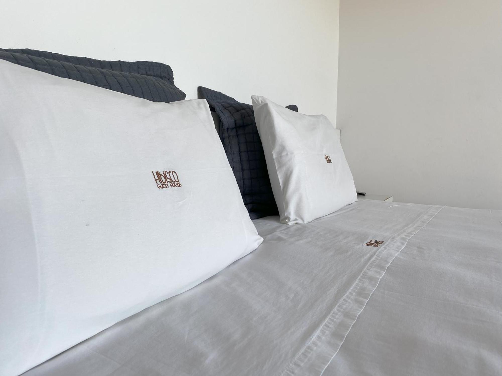 Hibisco Guest House Florianópolis Стая снимка