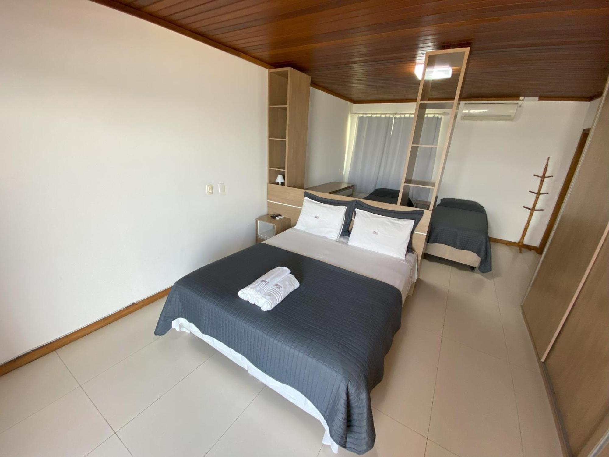 Hibisco Guest House Florianópolis Стая снимка